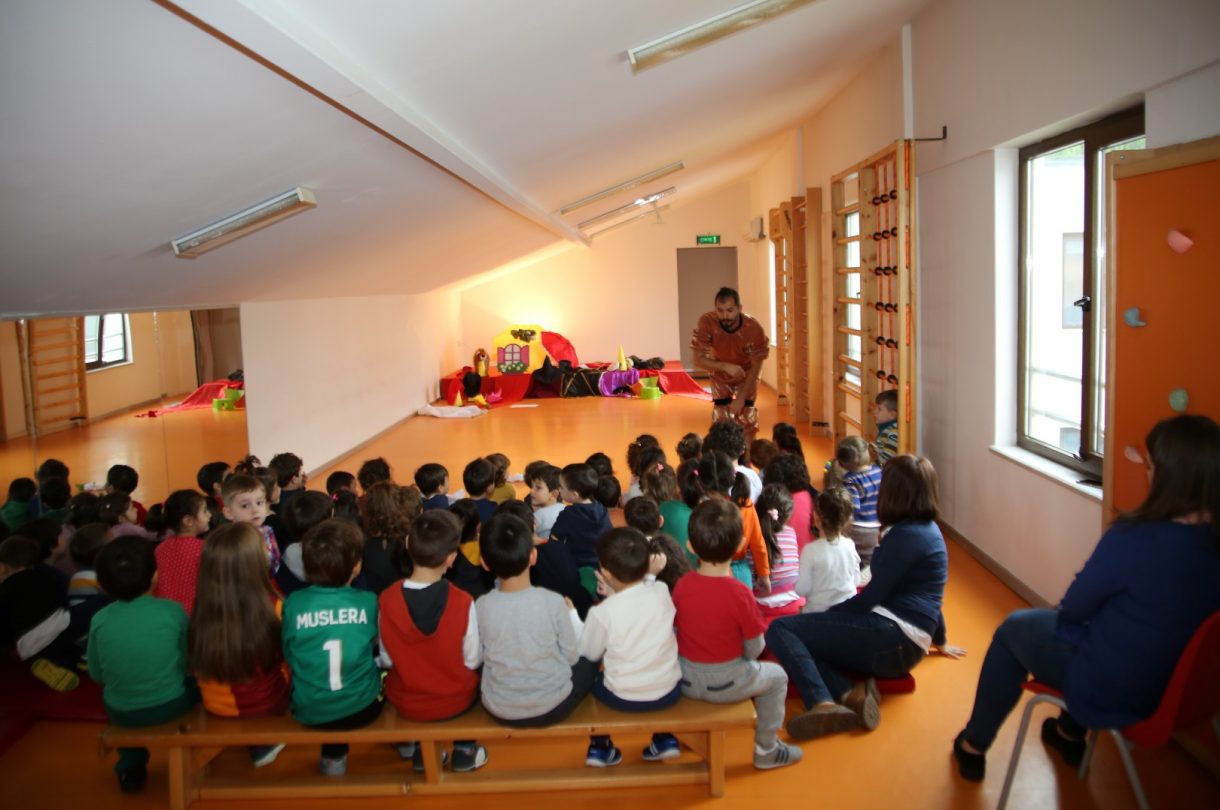 OKULUMUZDA TİYATRO