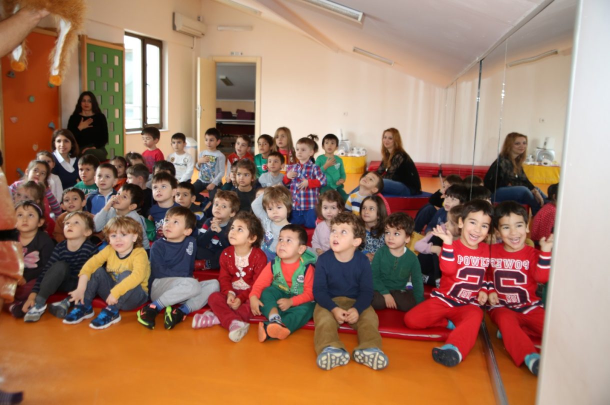 OKULUMUZDA TİYATRO