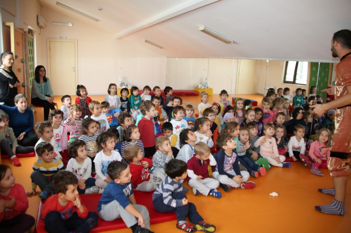 OKULUMUZDA TİYATRO