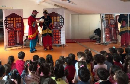 OKULUMUZDA KARAGÖZ – HACİVAT GÖSTERİSİ