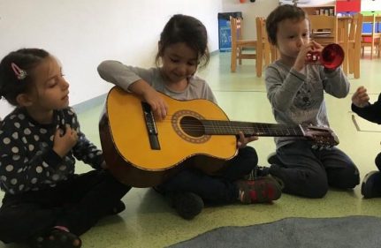 BİR SÜPER KAHRAMAN OLMAK İSTİYORUM