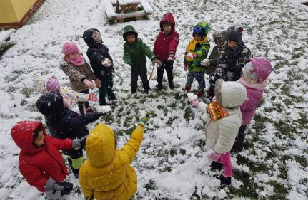 ÇOCUKLUĞUMUZDAKİ BEYAZ MUTLULUK