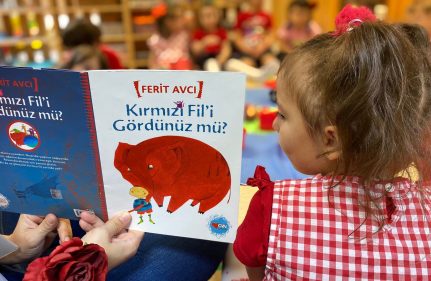 1 RAKAMI VE KIRMIZI RENK GÜNÜ