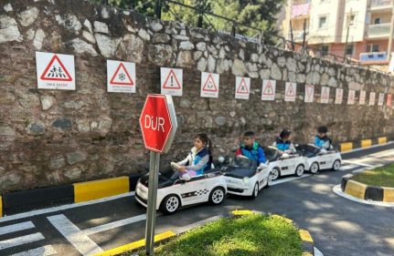 TRAFİK HAFTASI ETKİNLİKLERİ ’’Bursa Tofaş Arabaları Müzesi’’