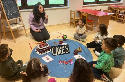 İNGİLİZCE OYUNLA SAHNEYE ÇIKIYOR