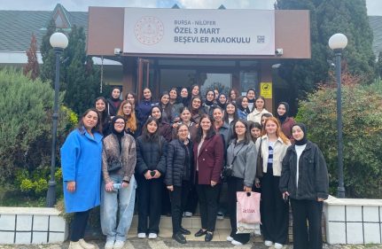 ZÜBEYDE HANIM KIZ MESLEK LİSESİ ÖĞRENCİLERİ ANAOKULUMUZU ZİYARET ETTİ